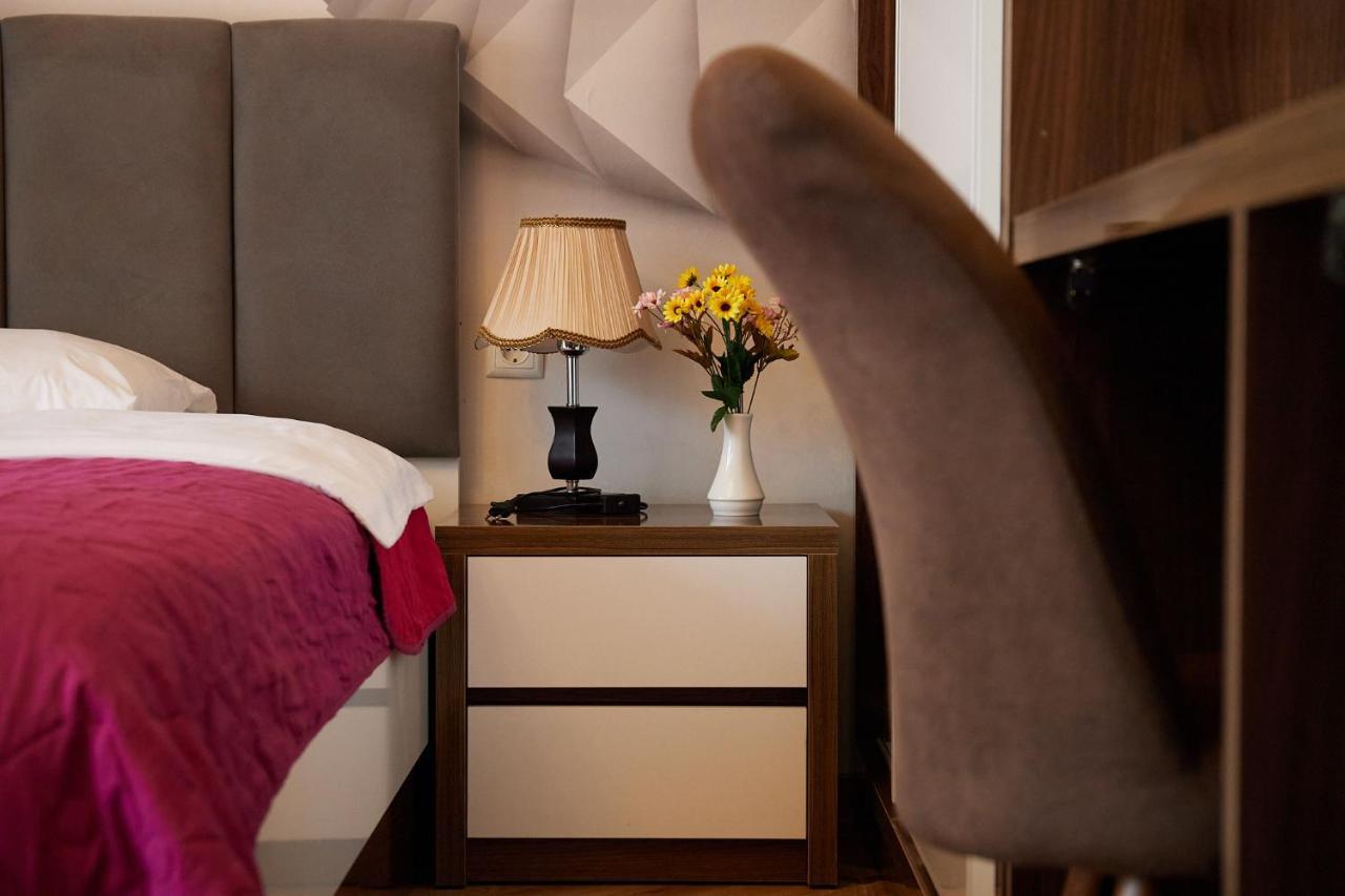 Hotel Lord Batumi Eksteriør bilde